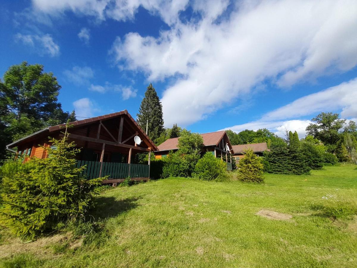 Camping-Chalets La Faviere Lac des Rouges Truites Экстерьер фото