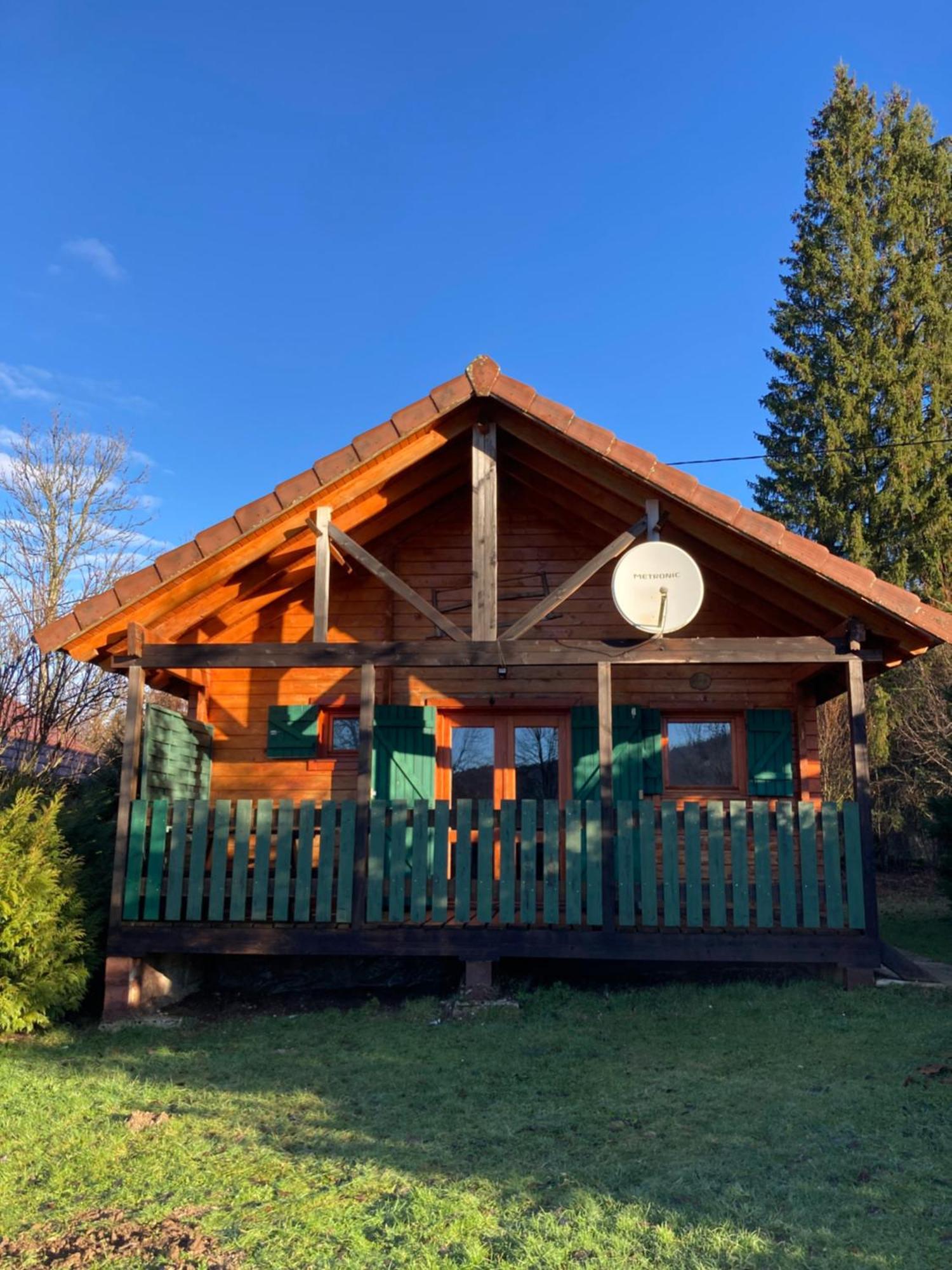 Camping-Chalets La Faviere Lac des Rouges Truites Экстерьер фото