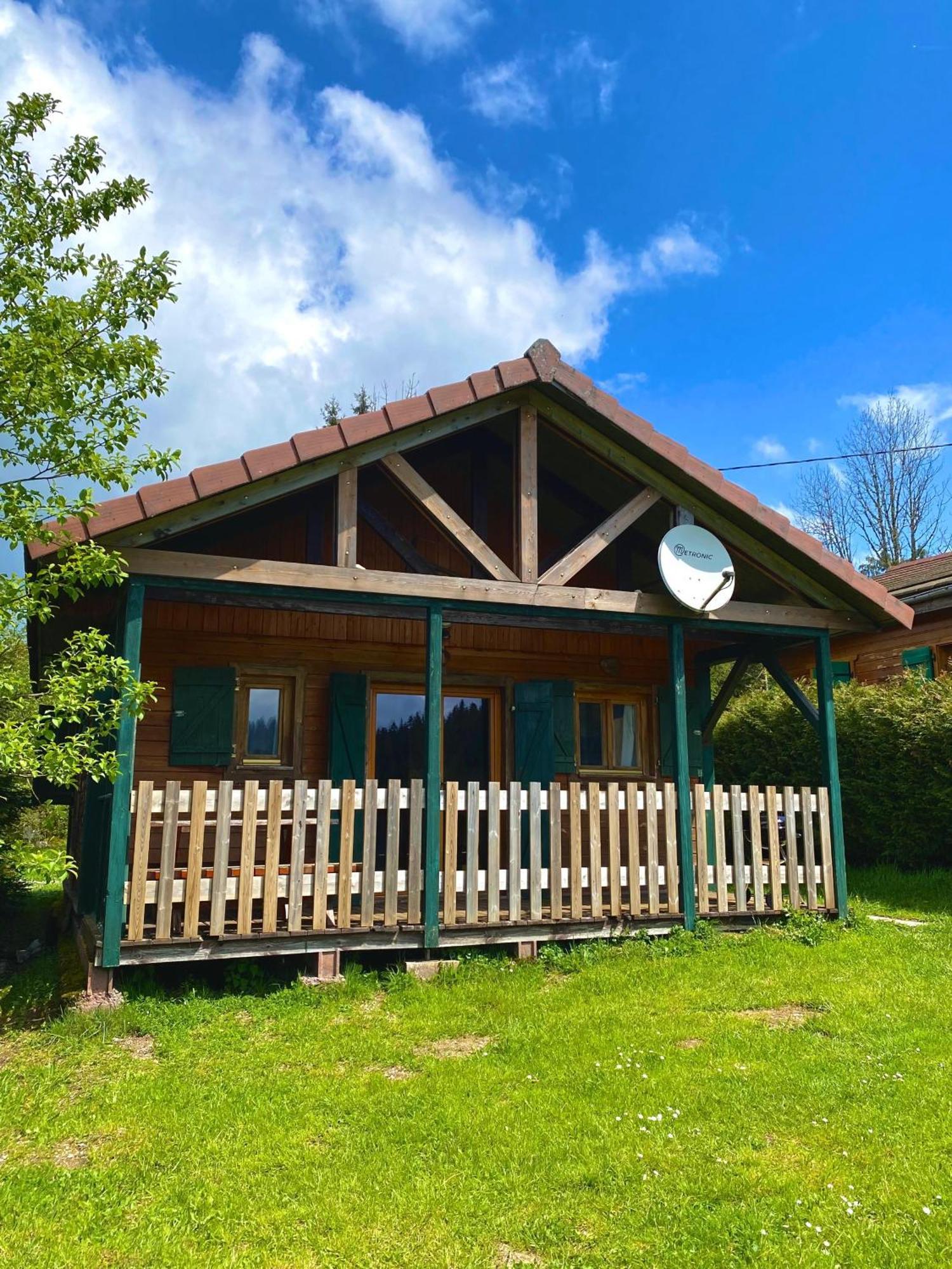 Camping-Chalets La Faviere Lac des Rouges Truites Экстерьер фото