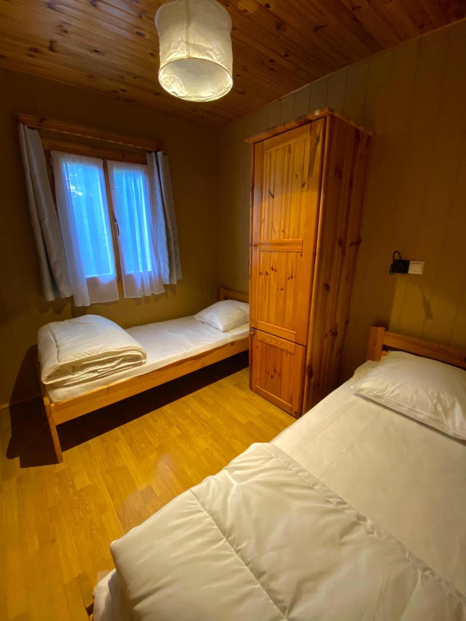Camping-Chalets La Faviere Lac des Rouges Truites Экстерьер фото