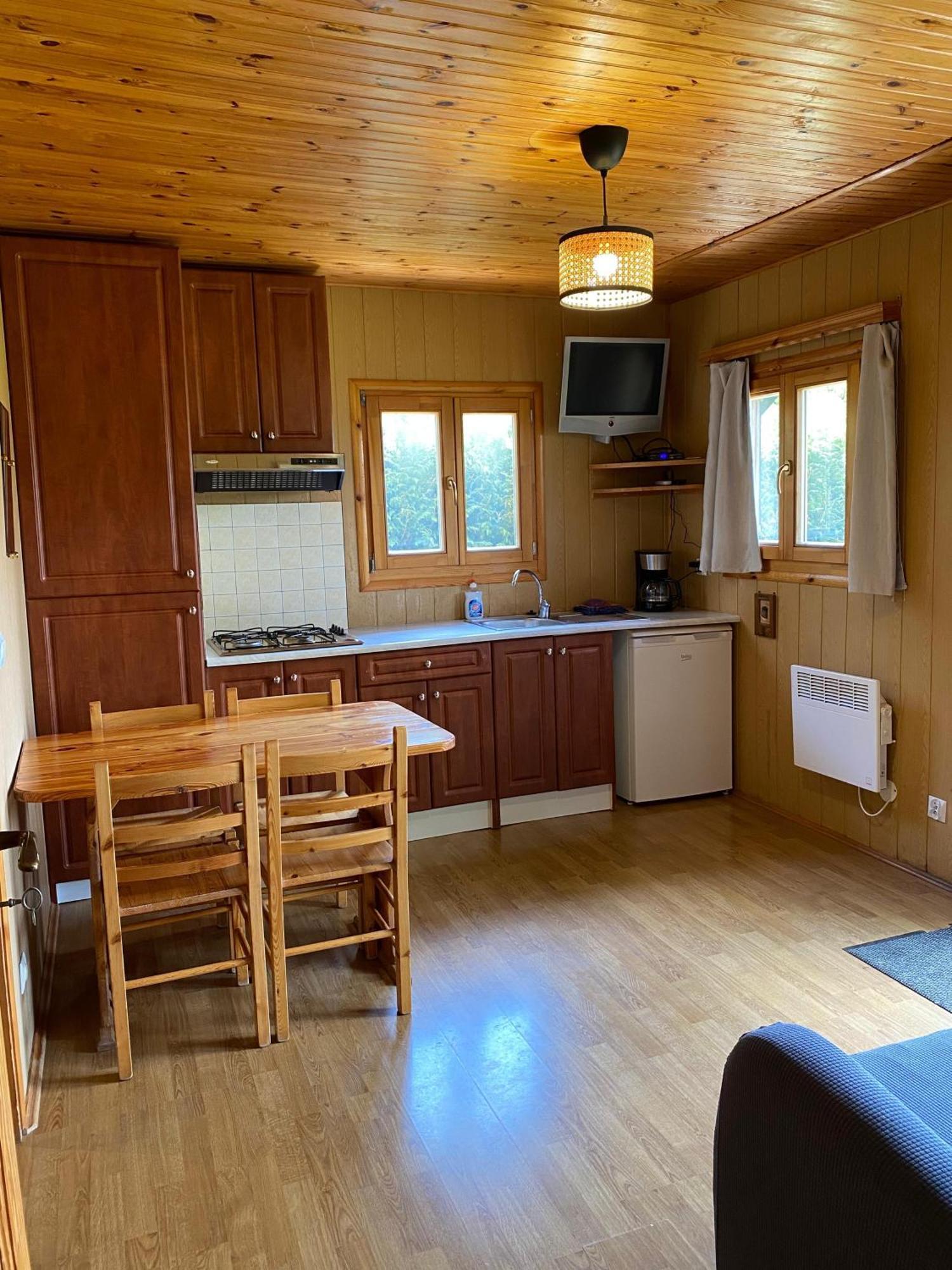 Camping-Chalets La Faviere Lac des Rouges Truites Экстерьер фото