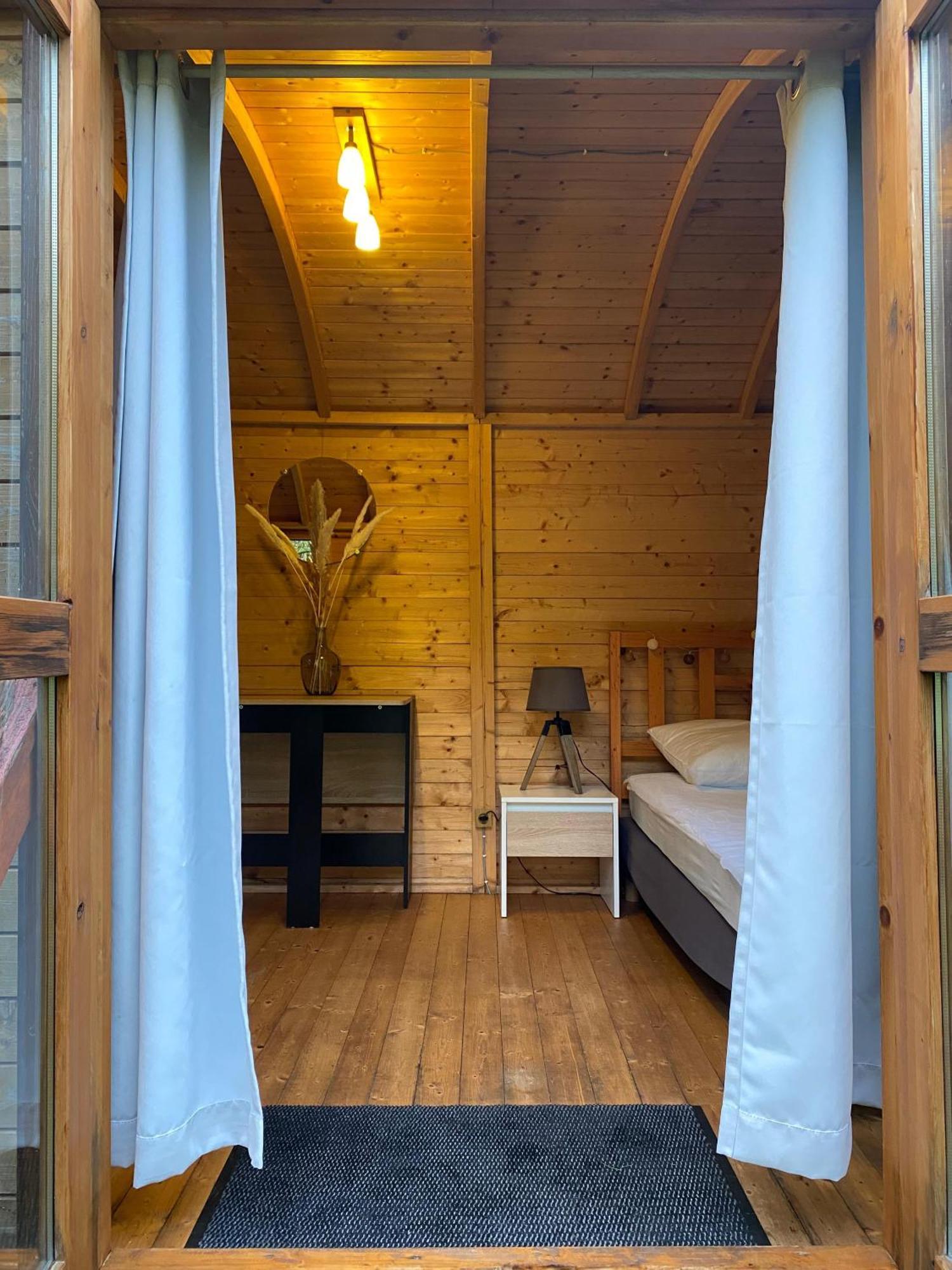 Camping-Chalets La Faviere Lac des Rouges Truites Экстерьер фото